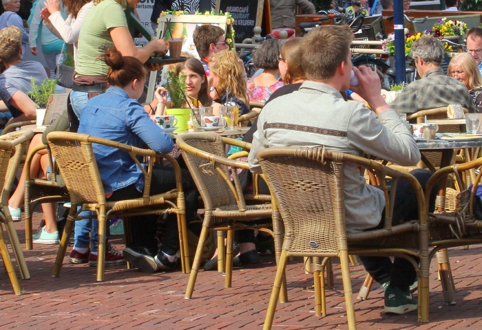 Commotie rond terrassen in Waalwijk